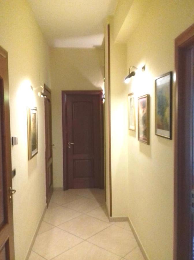 Casa Family & Friends Bed & Breakfast Salerno Ngoại thất bức ảnh